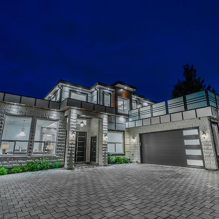 Sun Suite Surrey Eksteriør billede