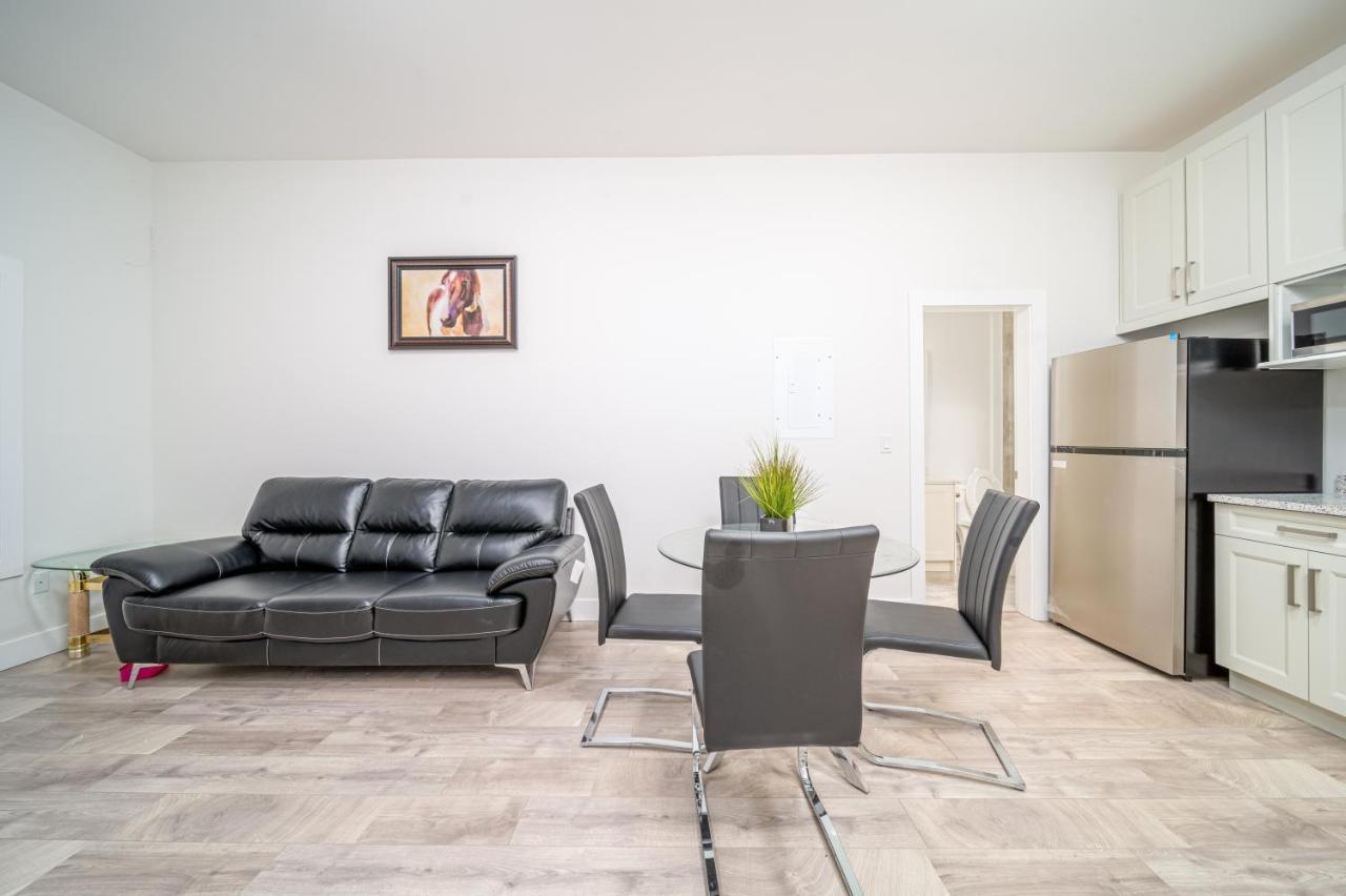 Sun Suite Surrey Eksteriør billede